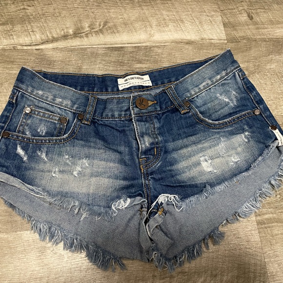 One Teaspoon No. 2’s - Size 25 - Picture 1 of 5